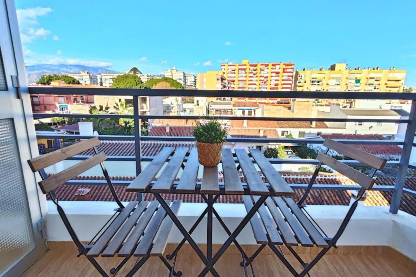 Paseo Larios Apartment *